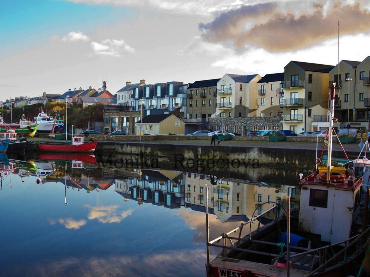 Harbour View Apartment Belmullet Buitenkant foto