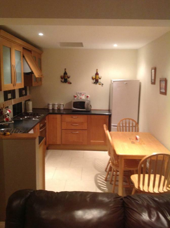 Harbour View Apartment Belmullet Buitenkant foto
